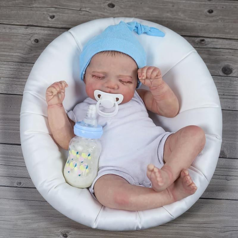 Introducing the WOOROY Realistic Baby Doll - 18 in Newborn Sleeping Lifelike Reborn Baby Doll!